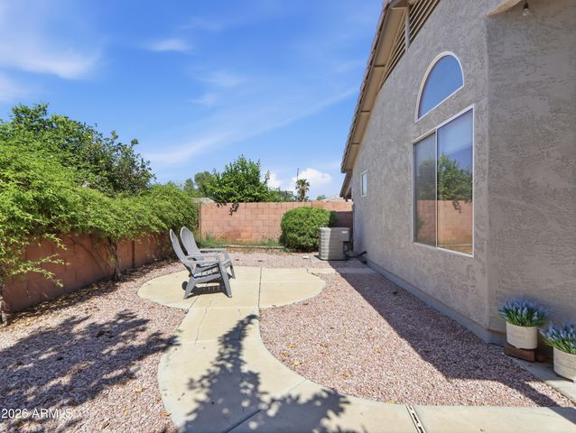 2135 E DANBURY Road, Phoenix, AZ 85022