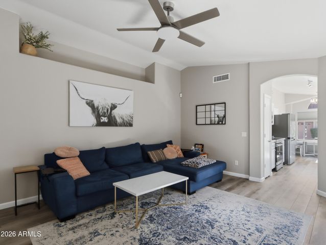 2135 E DANBURY Road, Phoenix, AZ 85022