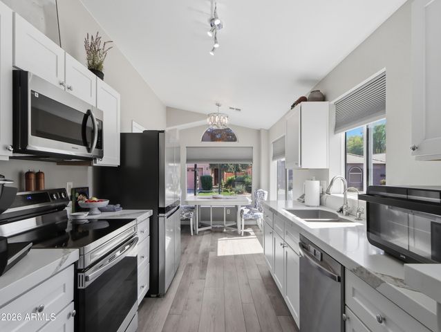 2135 E DANBURY Road, Phoenix, AZ 85022