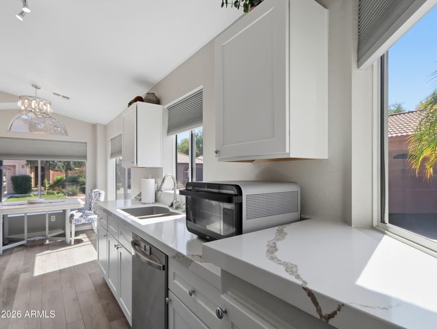 2135 E DANBURY Road, Phoenix, AZ 85022