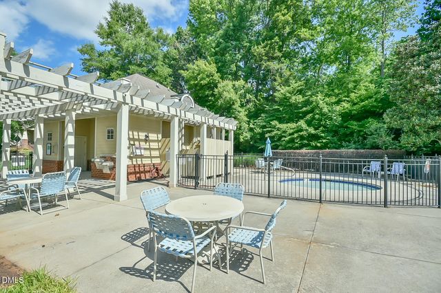 106 Kiley Street, Chapel Hill, NC 27516