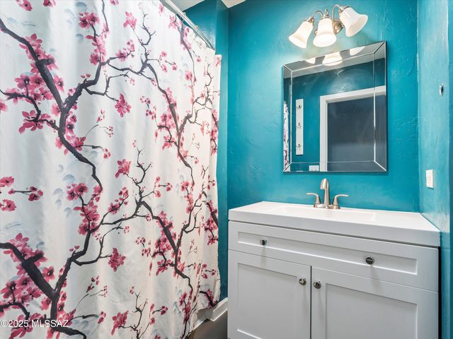 2660 E Darlene Lane, Vail, AZ 85641