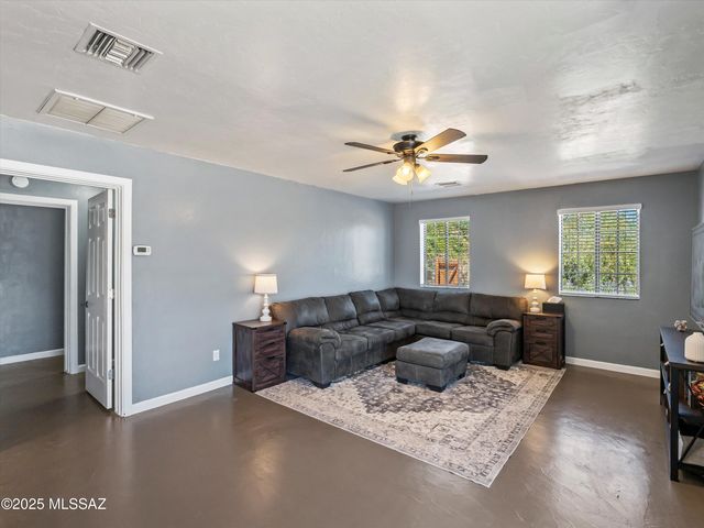 2660 E Darlene Lane, Vail, AZ 85641