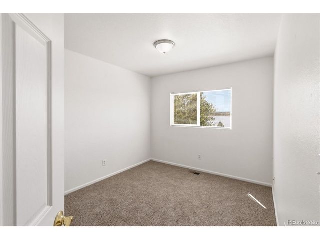 837 Mockingbird Ln, Brighton, CO 80601