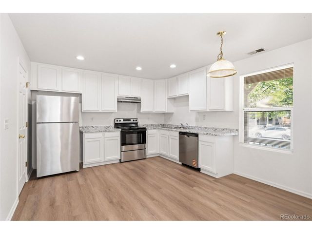 837 Mockingbird Ln, Brighton, CO 80601