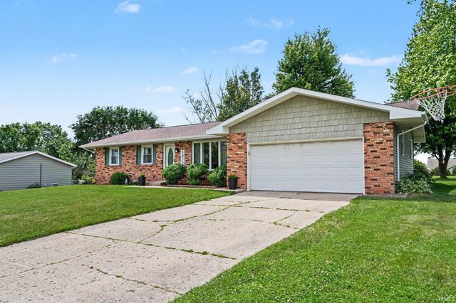 515 Sunset Lane, Middlebury, IN 46540