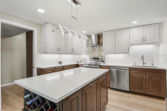 1 COLONY POINT DRIVE A7, Punta Gorda, FL 33950