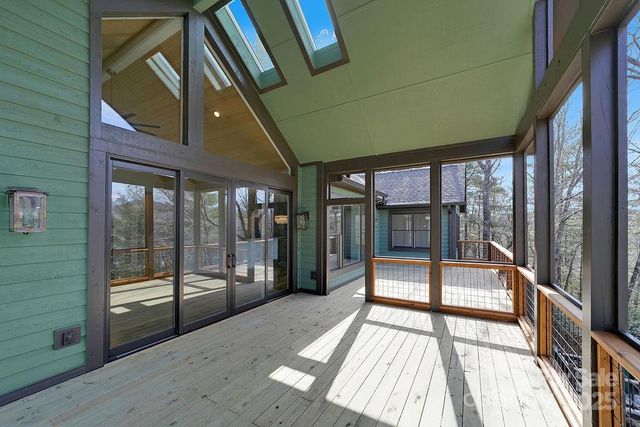 5039 Connestee Trail, Brevard, NC 28712