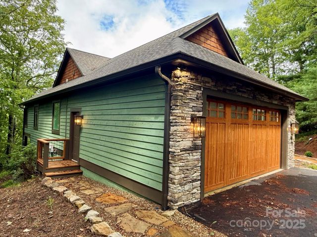 5039 Connestee Trail, Brevard, NC 28712