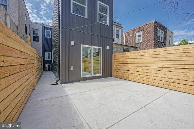 1323 S 22ND ST, Philadelphia, PA 19146