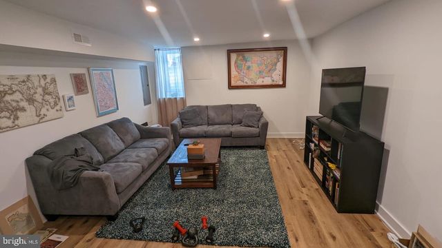 1323 S 22ND ST, Philadelphia, PA 19146