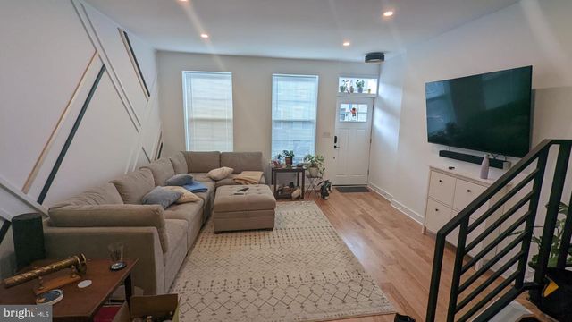 1323 S 22ND ST, Philadelphia, PA 19146