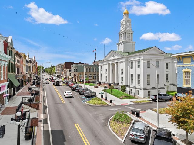 339 S Main Street, Winchester, KY 40391