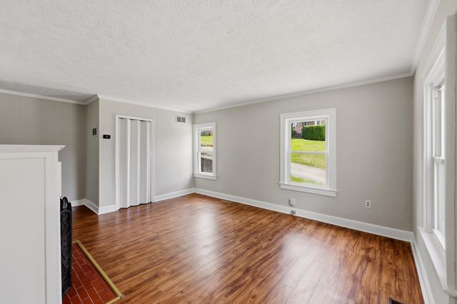 339 S Main Street, Winchester, KY 40391