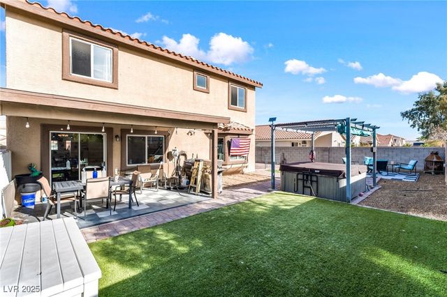 709 Picasso Picture Court, North Las Vegas, NV 89081