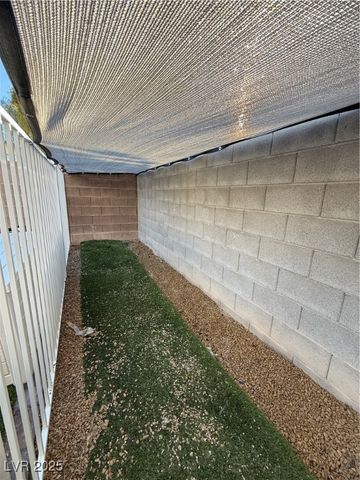 709 Picasso Picture Court, North Las Vegas, NV 89081