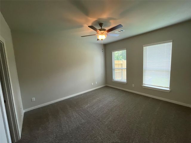 9801 Grosbeak Lane, Magnolia, TX 77354