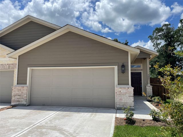 9801 Grosbeak Lane, Magnolia, TX 77354