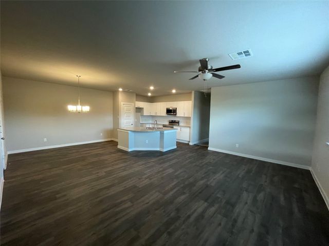 9801 Grosbeak Lane, Magnolia, TX 77354