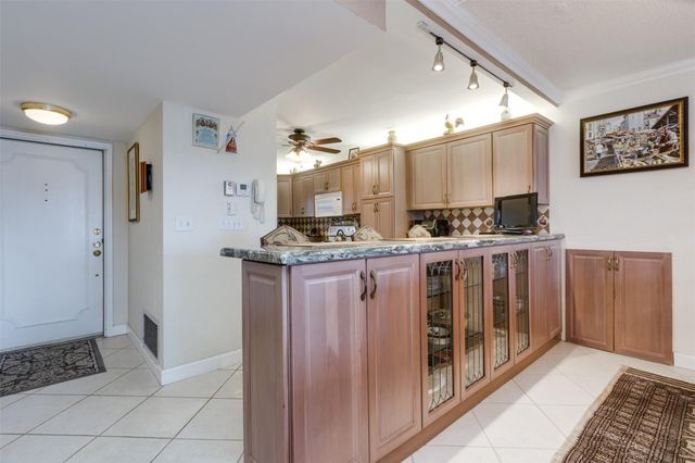 401 Briny Ave 708, Pompano Beach, FL 33062