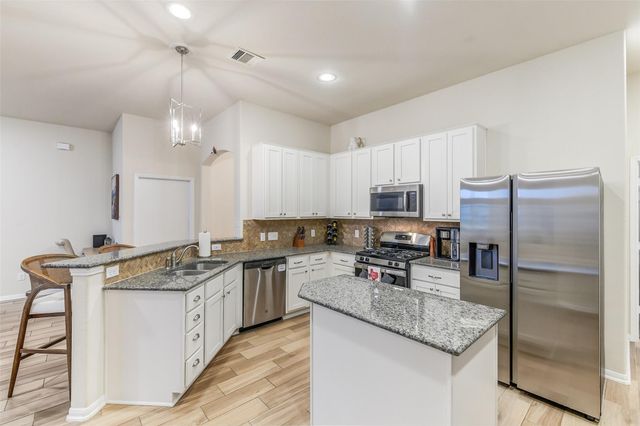 10198 N Whimbrel Circle N, Conroe, TX 77385