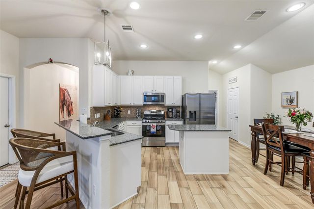 10198 N Whimbrel Circle N, Conroe, TX 77385