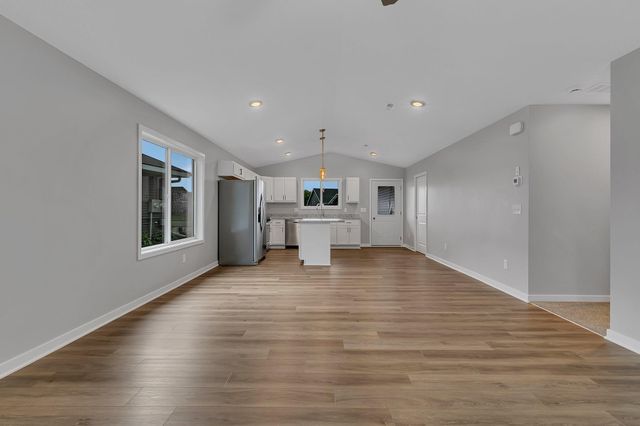 24317 19th Avenue, Saint Augusta, MN 56301