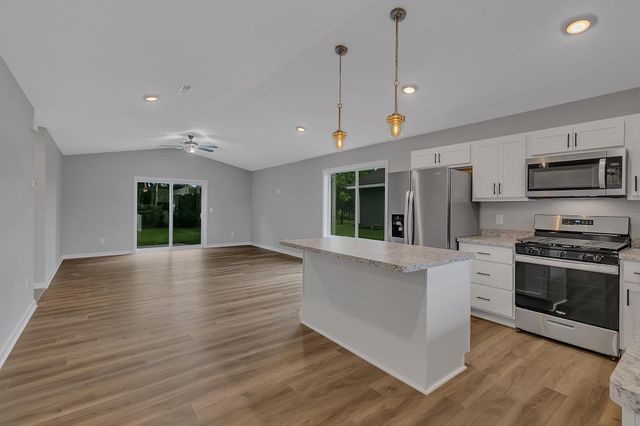 24317 19th Avenue, Saint Augusta, MN 56301