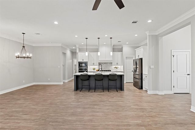 2912 Goldberg Drive, Bryan, TX 77808