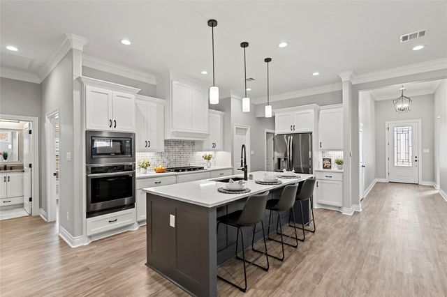 2912 Goldberg Drive, Bryan, TX 77808