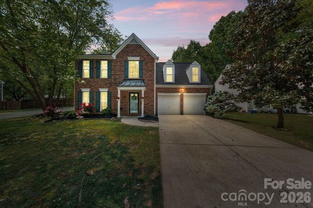 8015 Leisure Lane, Huntersville, NC 28078