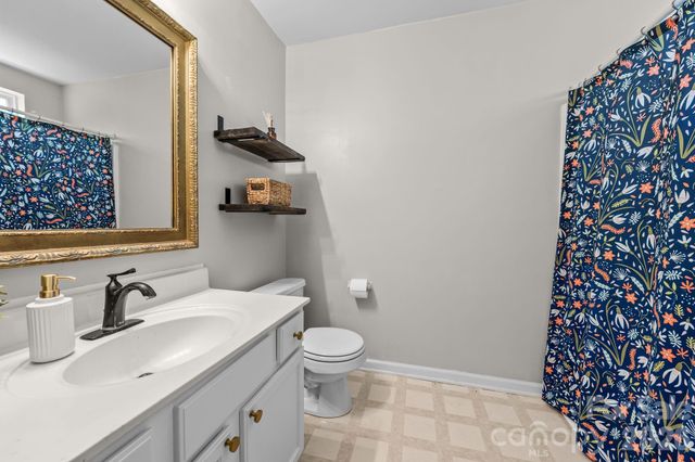 8015 Leisure Lane, Huntersville, NC 28078