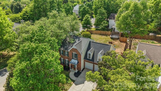 8015 Leisure Lane, Huntersville, NC 28078