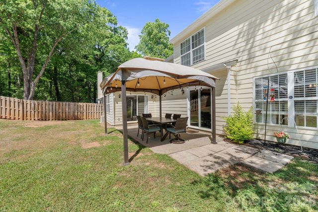 8015 Leisure Lane, Huntersville, NC 28078