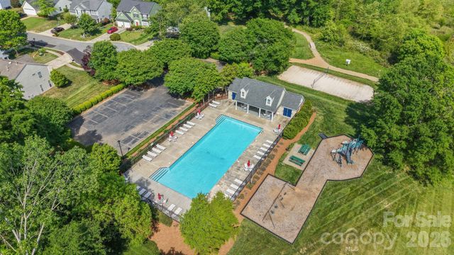 8015 Leisure Lane, Huntersville, NC 28078