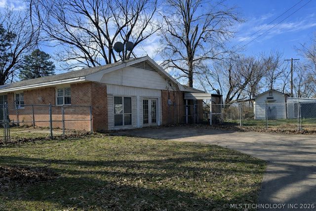 501 S 30th Street, Muskogee, OK 74401