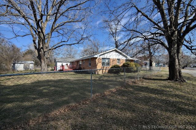 501 S 30th Street, Muskogee, OK 74401