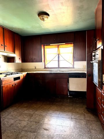 501 S 30th Street, Muskogee, OK 74401