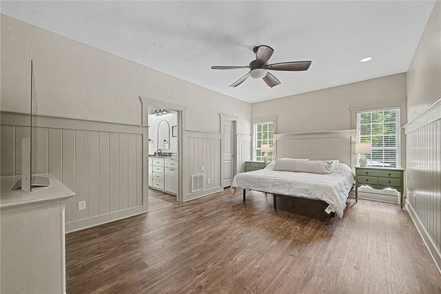 9570 Palomino Drive, Rogers, AR 72758
