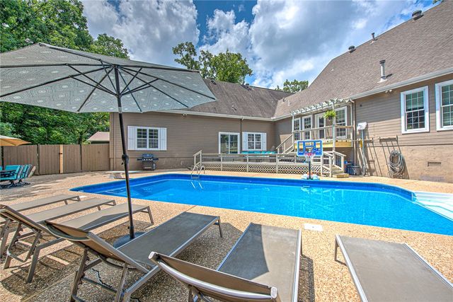 9570 Palomino Drive, Rogers, AR 72758