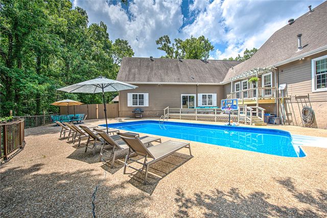 9570 Palomino Drive, Rogers, AR 72758