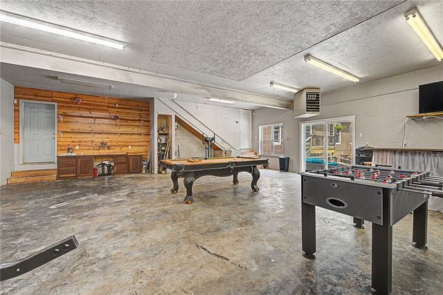 9570 Palomino Drive, Rogers, AR 72758
