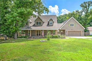 9570 Palomino Drive, Rogers, AR 72758