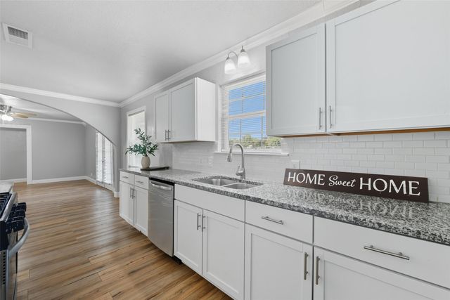 5933 Jackie Terrace, Watauga, TX 76148