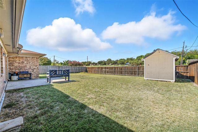 5933 Jackie Terrace, Watauga, TX 76148
