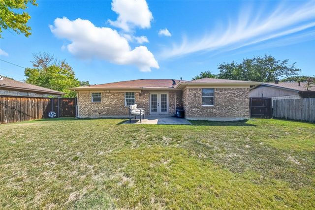 5933 Jackie Terrace, Watauga, TX 76148