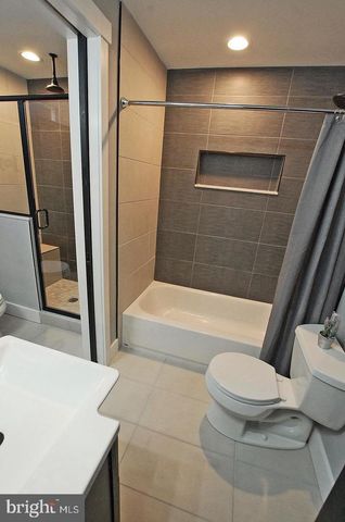 230 E BARNEY ST, Baltimore, MD 21230