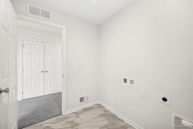 649 Swift Creek Drive, Chelsea, MI 48118