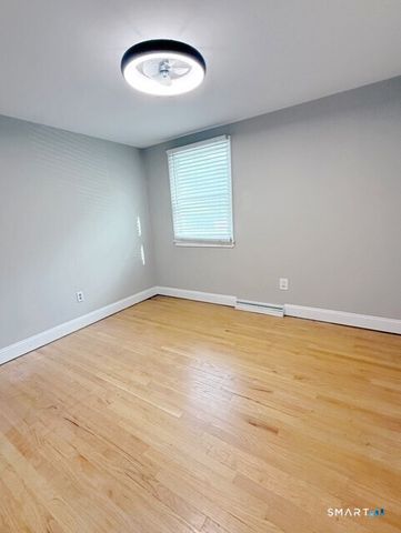 37 Peters Lane, North Haven, CT 06473