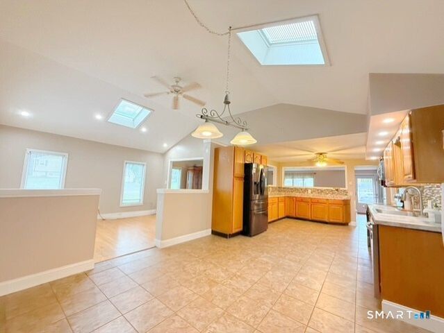 37 Peters Lane, North Haven, CT 06473